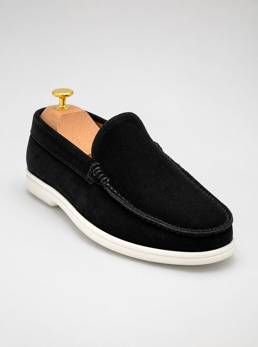 Alvaro Verona Suede Loafer Black