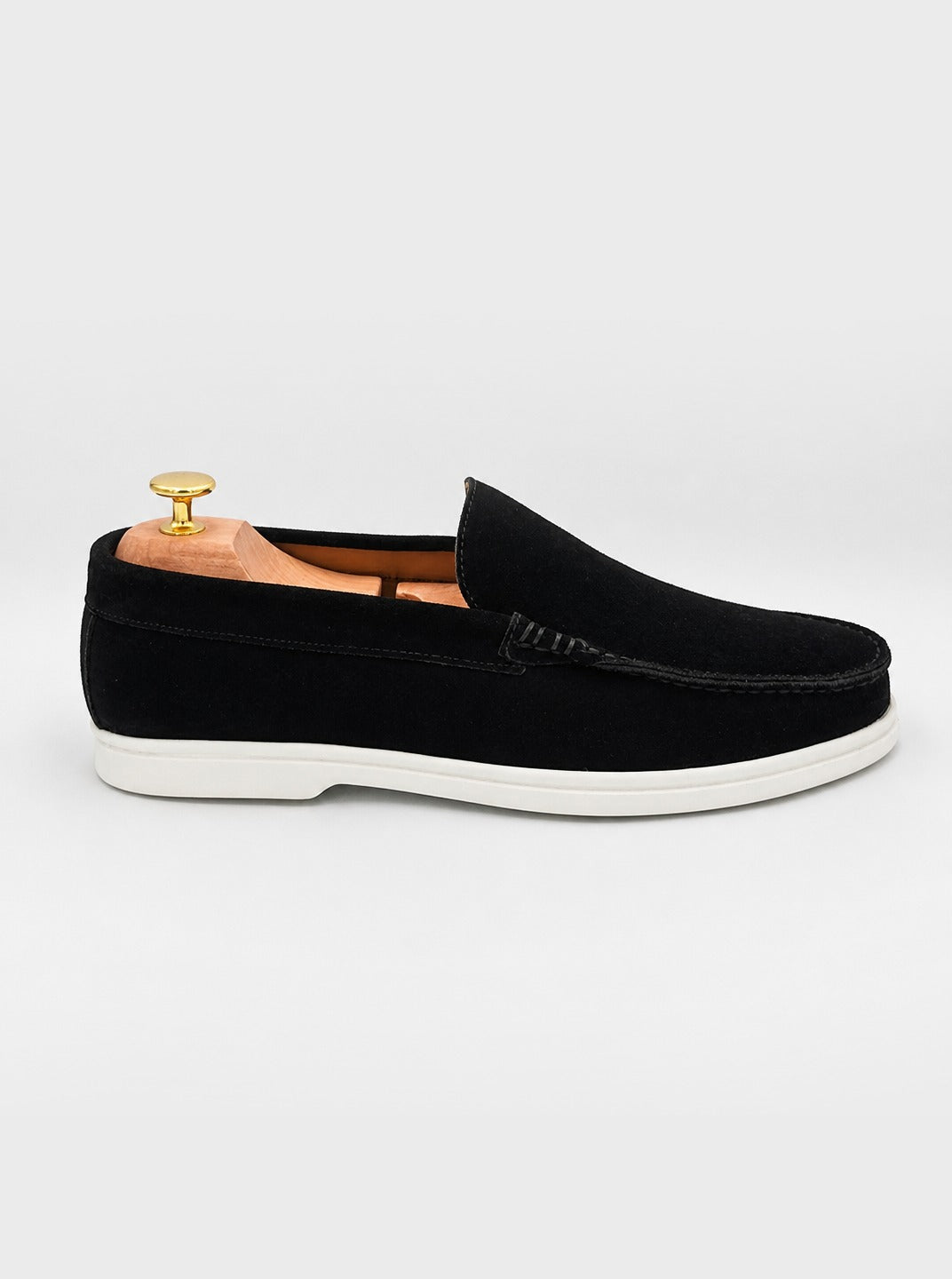 Alvaro Verona Suede Loafer Black